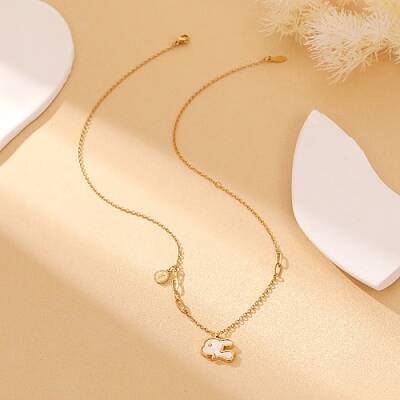 Natural Shell Rabbit Pendant Necklace with Stainless Steel Chains