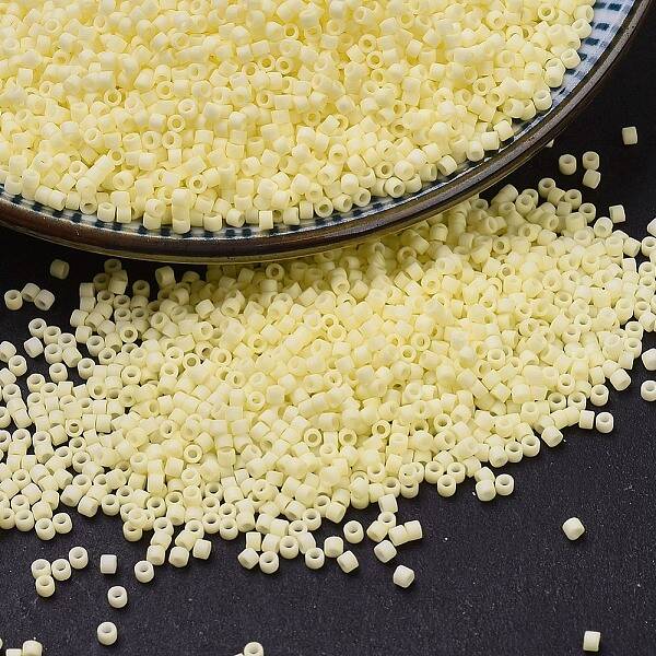 MIYUKI Delica Beads
