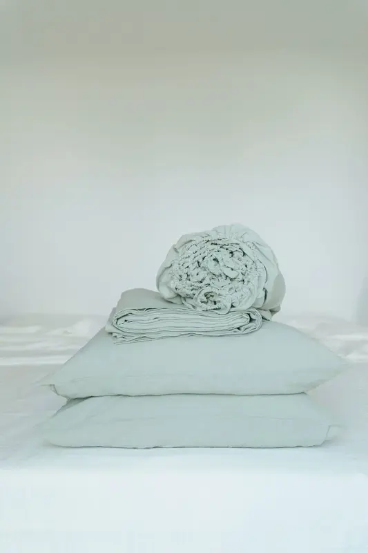 Linen sheets set in Sage Green | Size: US Cal.King + Standart pillowcases