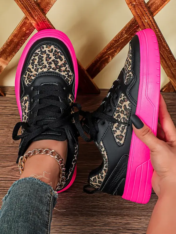 Women's Leopard Print Casual Low-Top Sneakers, Comfortable Breathable Skate Shoes for All Seasons, Perfect Gift for Couples