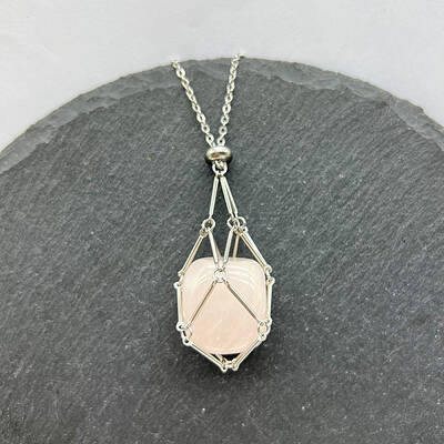 Natural Rose Quartz Nuggets Macrame Pouch Pendant 201 Stainless Steel Chain Necklaces