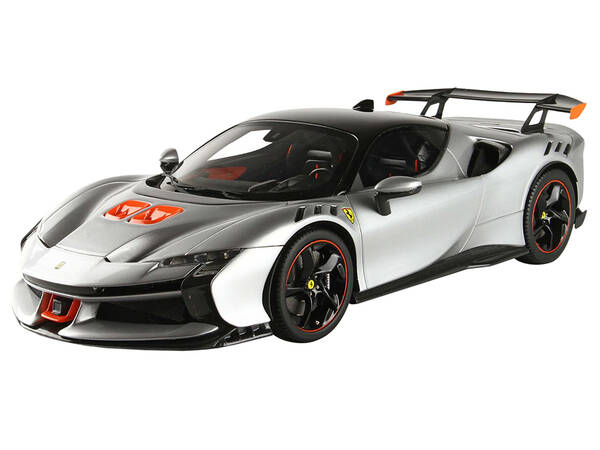 Ferrari SF90 XX Stradale Bianco Artico/Artic White with Black Top with DISPLAY CASE Limited Edition to 320 pieces Worldwide 1...
