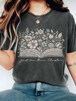 Women's Floral & Book Print Round Neck Tee, Vintage Trendy Casual Graphic Short Sleeve T-shirt for Daily Wear, Ladies Clothin...
