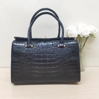 D17-Large capacity women's compartment crocodile pattern handbag with twist buckle crossbody bag