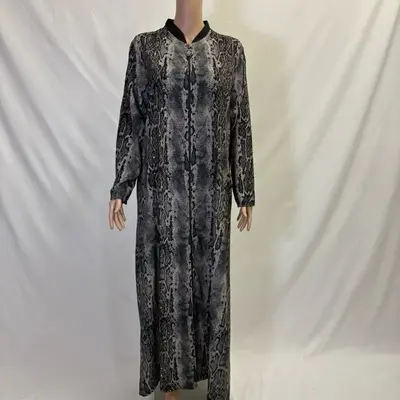 Snake skin abaya with pockets and rhinestones
