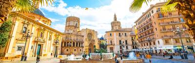 Between Two Gates: A Valencia Walking Tour from Torres de Serranos to de Quart