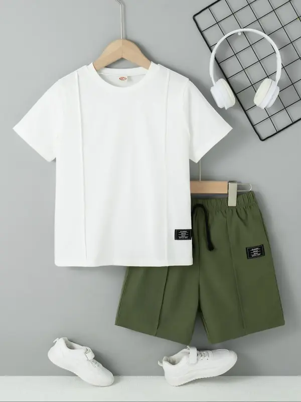 Two-piece Set Boy's Letter Patched Short Sleeve T-shirt & Fake Drawstring Shorts Set, Casual Round Neck Tee & Shorts for Summ...
