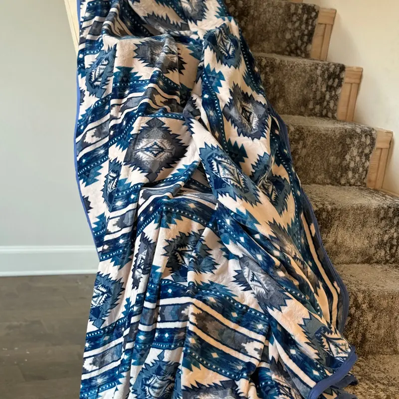 zOakridge Blue and Cream Oversized Blanket 82\