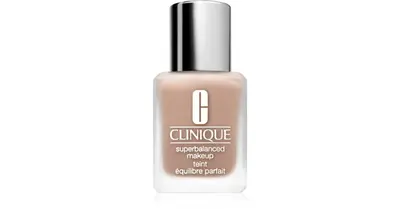 Clinique Superbalanced™ Makeup delicate silky foundation color WN 114 Golden 30 ml