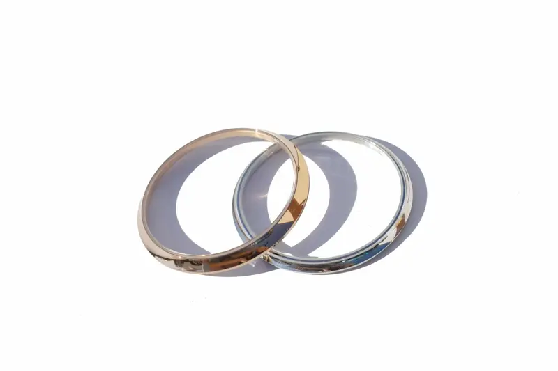 Case Front | Color: Gold