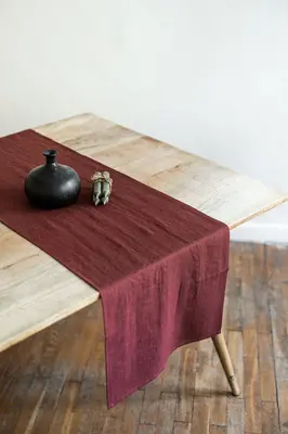Linen table runner in Terracotta | Size: 50x200 cm / 20x79