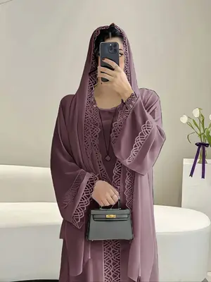 Women's Elegant Abaya Dress Set with Headscarf, Floral Lace Decoration, Loose Sleeves, Long Flowing Design, Perfect for Ramad...