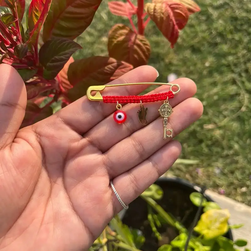 Pregnancy safety pins