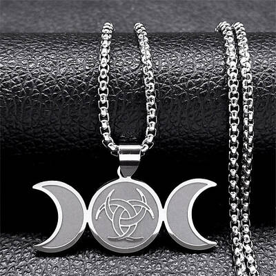 Non-Tarnish 304 Stainless Steel Triple Moon Pendant Necklaces