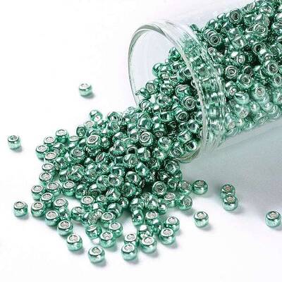 TOHO Round Seed Beads