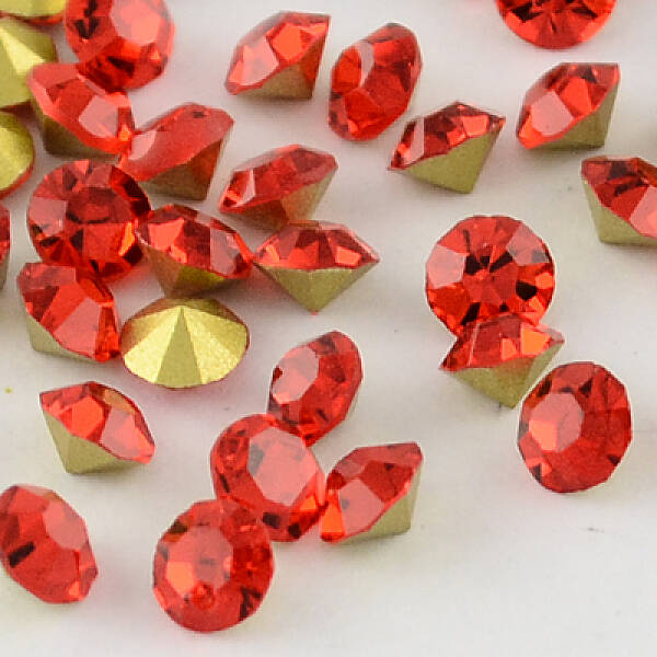 Glass Pointed Back Rhinestone