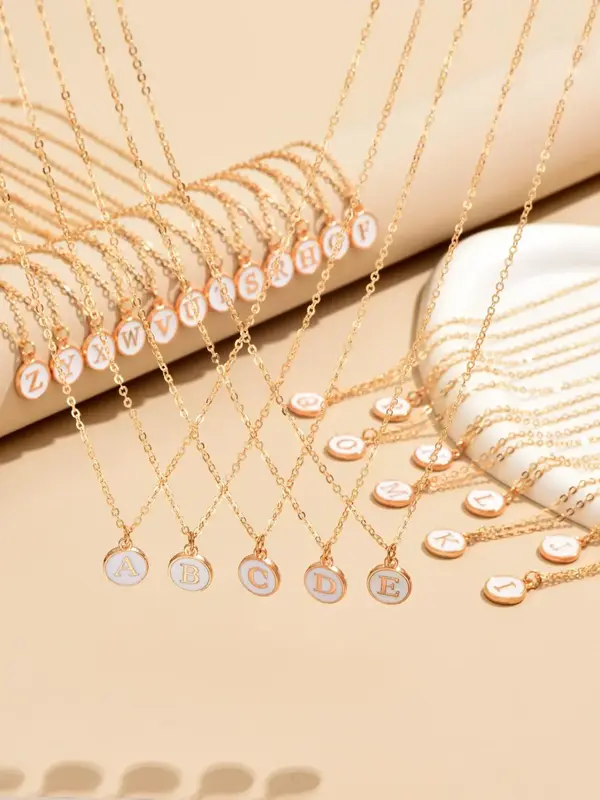 Fashionable 26 Letter Necklace for Girlfriend, Trendy Round Charm Matching Chain Necklace, Y2k Accessories for Men & Women fo...