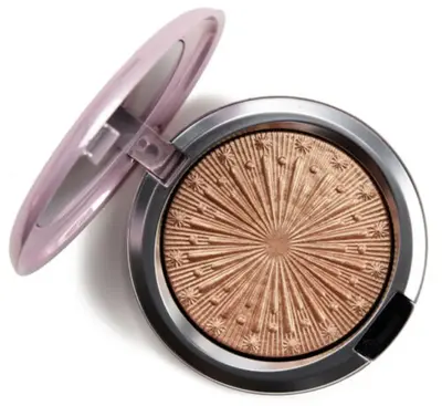 MAC Extra Dimension Flare For The Dramatic powder highlighter 4 g