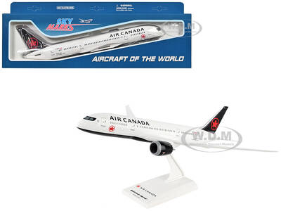 Boeing 787-8 Dreamliner Commercial Aircraft Air Canada (C-GHPQ) White with Black Tail (Snap-Fit) 1/200 Plastic Model by Sky...