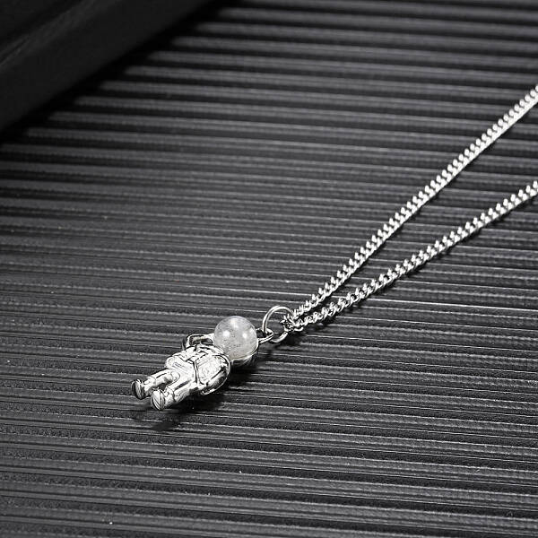 Fashionable Stainless Steel Astronaut Pendant Necklaces for Daily Wear