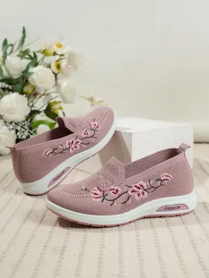 Women's Minimalist Causal Embroidering Floral Pattern Design Soft Slip On Shoes, Fashionable Lightweight Round Toe Slip On Sh...