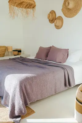 Linen waffle blanket in Dusty Lavender | Size: King 260x220