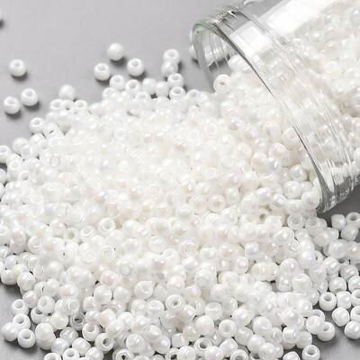 TOHO Round Seed Beads
