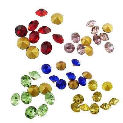 Glass Pointed Back Rhinestone
