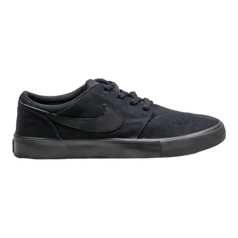 NIKE Low Top Trainers Black Canvas Boys UK 5.5