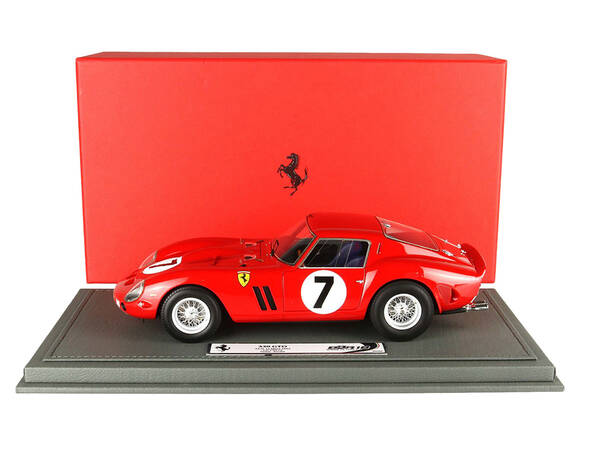 Ferrari 330 GTO #7 Mike Parkes - Lorenzo Bandini 24 Hours of Le Mans (1962) with DISPLAY CASE Limited Edition to 144 pieces W...