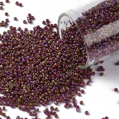 TOHO Round Seed Beads