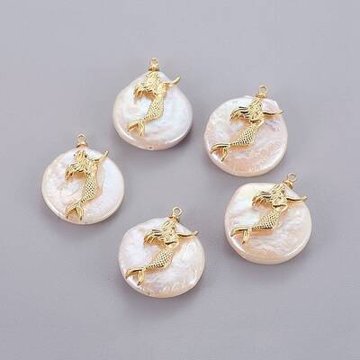 Natural Cultured Freshwater Pearl Pendants