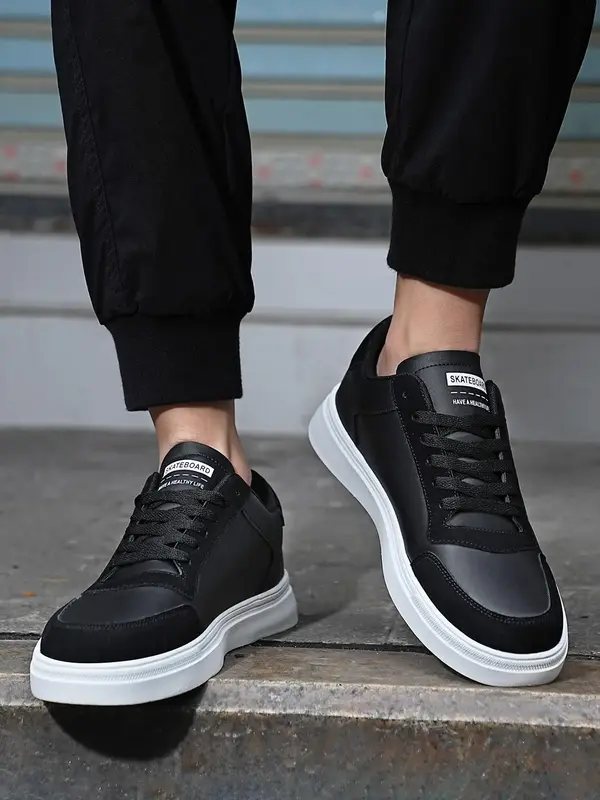 New Stylish Men's Minimalist Lace Up Low Top Skate Sneakers, Casual Athletic Breathable  Skate Sports Shoes, Non-slip Trainer...