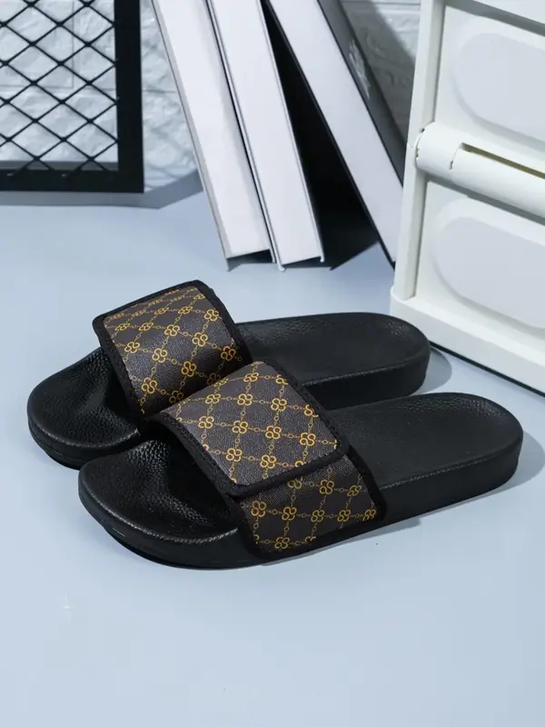 Fashionable Plaid Pattern Slides Shoes for Men for Spring, Summer 2024 Casual Comfortable Non-slip Matching Slippers, Simple ...