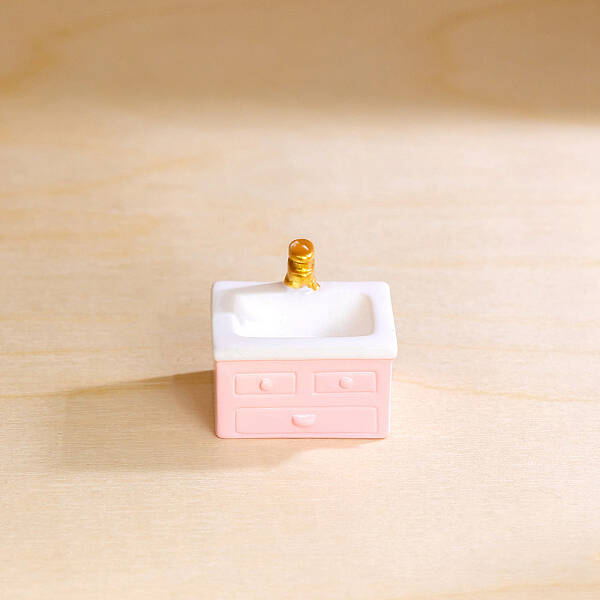 Resin Miniature Ornaments