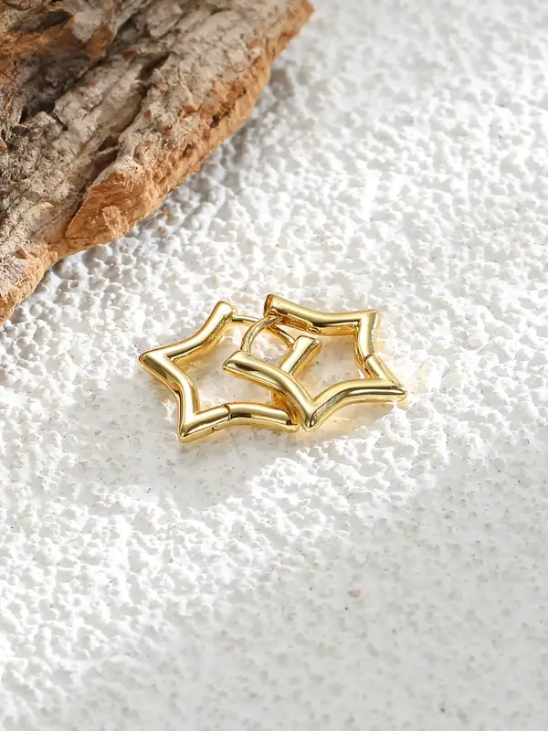 Women's Elegant Star Design Hoop Earrings As Galentineday Gift, Gold Industrial Earring, Trendy Plain Color Hoop Earrings, Fa...
