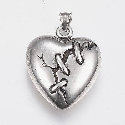 304 Stainless Steel Mended Heart Pendants
