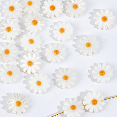 20 Pcs Daisy Beads