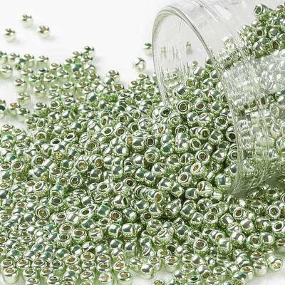 TOHO Round Seed Beads