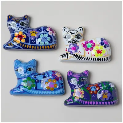 Hand-Painted Ceramic Cat Magnet - White