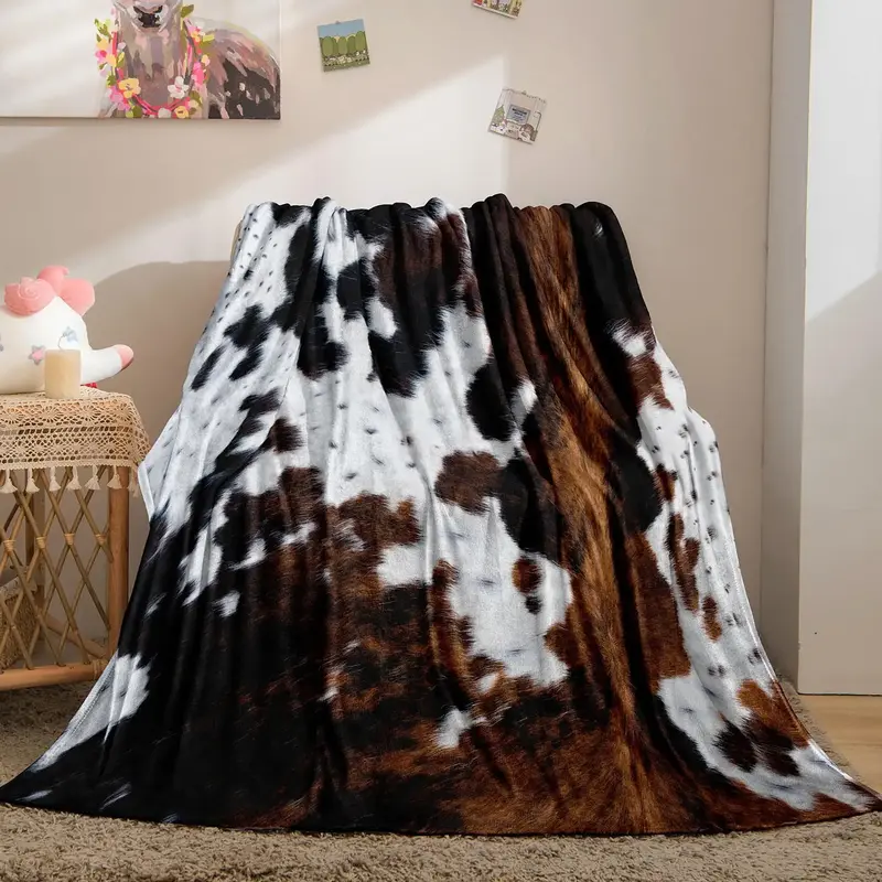 Cow Print Flannel Blanket 1 Count, Soft Throw Blanket, Warm Nap Blanket for Home Office Travel, All Season Blanket, Breathabl...