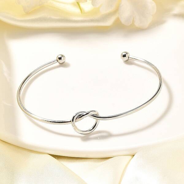 Non-Tarnish Knot Shape Cuff Bangle