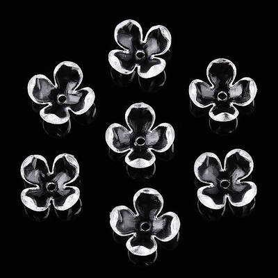 4-Petal Transparent Acrylic Bead Caps