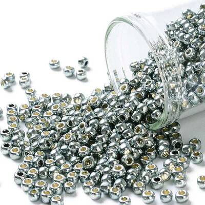 TOHO Round Seed Beads