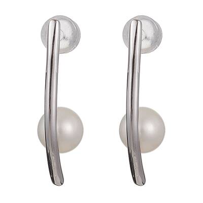 Natural Pearl Ear Studs