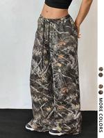 Unisex Camo Leaf Print Drawstring Waist Sweatpants, Casual Pocket Trousers for Fall & Winter, Fashion Men's Bottoms for Daily...