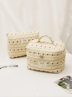 2pcs Ditsy Floral Pattern Quilted Makeup Bag for Women, 2025 Trendy Portable Cosmetic Storage Bag for Daily Use, Large Capaci...