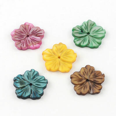 Dyed Plum Blossom Flower Natural Freshwater Shell Beads