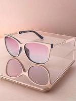 Women's Elegant Geometric Fashionable Frames Sunglasses, Trendy Beach Eyewear for Everyday Use, Fashion Accessories for Outdo...