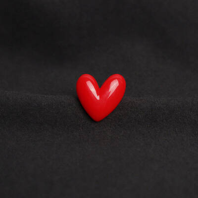 Resin Heart Badge for Backpack Clothes